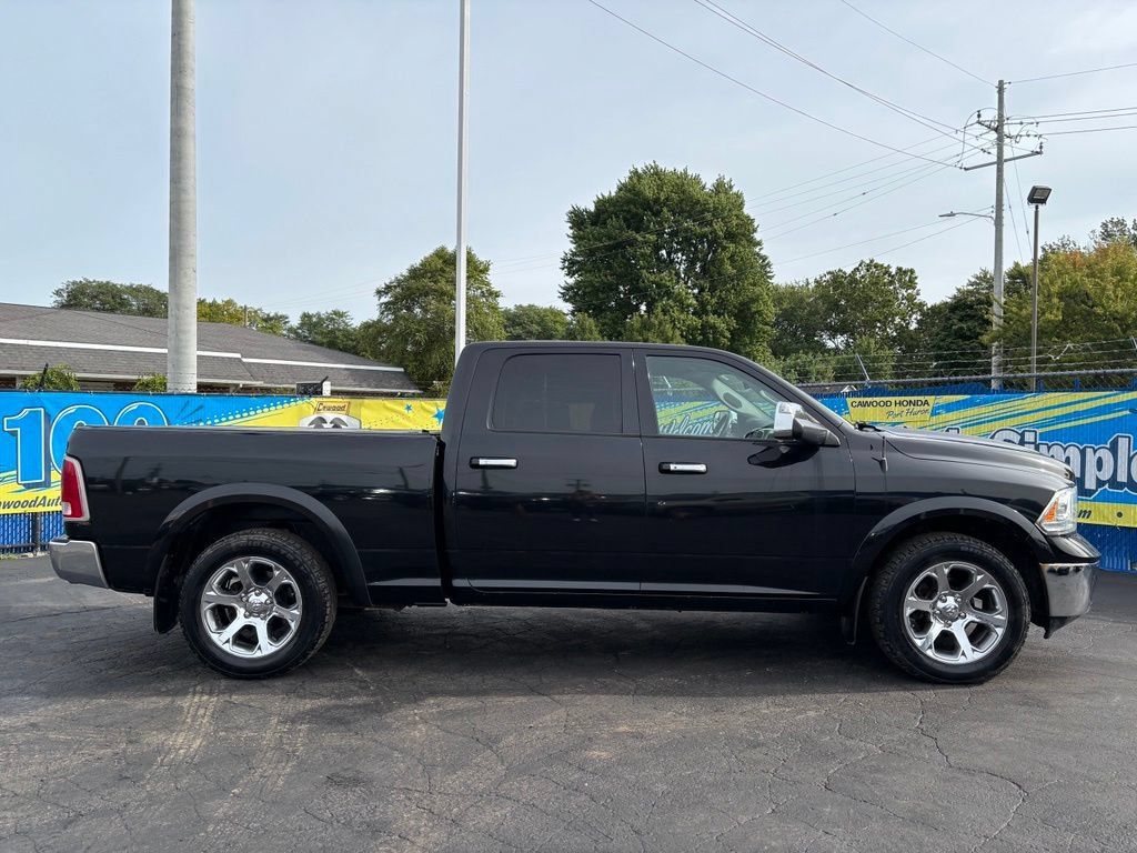 Used 2015 RAM 1500 Laramie AWD/4WD image 2