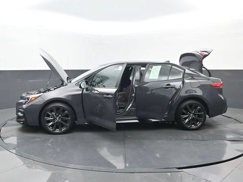 Used 2026 Toyota Corolla SE w/ SE Package FWD image 31