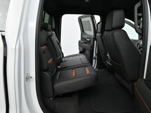 Used 2023 GMC Sierra 1500 AT4 w/ AT4 Premium Package AWD/4WD image 35