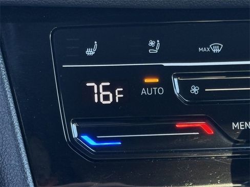 Used 2025 Volkswagen Jetta GLI Autobahn image 17