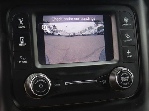 Used 2021 RAM 3500 Big Horn image 28