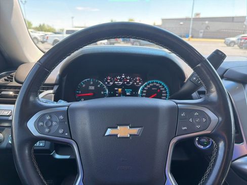 Used 2018 Chevrolet Tahoe Premier AWD/4WD image 17