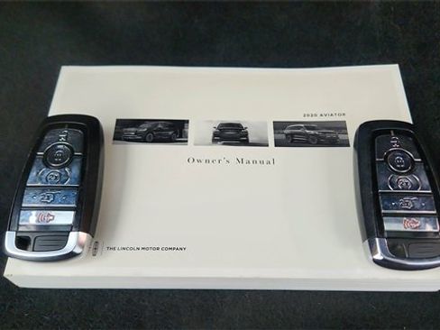 Used 2020 Lincoln Aviator Black Label w/ Dynamic Handling Package image 65