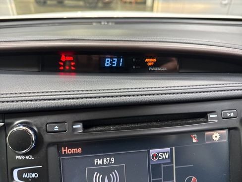 Used 2019 Toyota Highlander XLE image 20