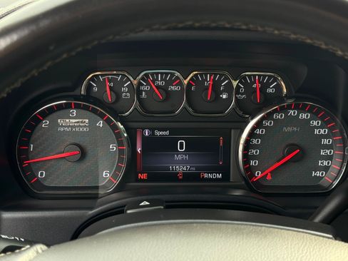 Used 2015 GMC Sierra 1500 SLE w/ All-Terrain Package AWD/4WD image 19