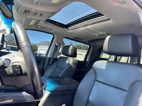 Used 2017 GMC Sierra 1500 SLT w/ All Terrain X Package image 32