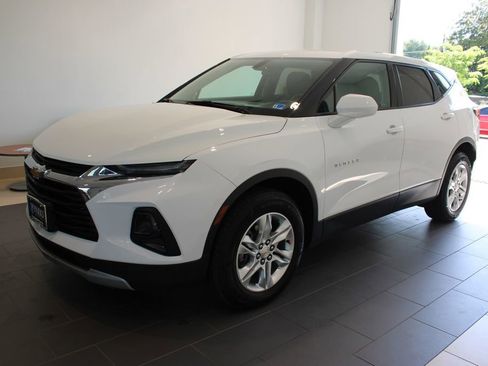 Used 2020 Chevrolet Blazer LT w/ LPO, Floor Liner Package FWD image 13