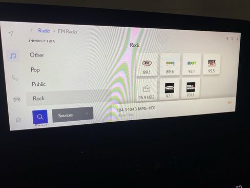 Certified 2024 Lexus ES 350 w/ Premium Package image 19