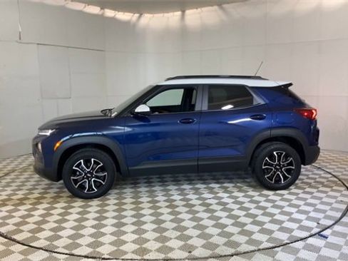Used 2023 Chevrolet TrailBlazer ACTIV w/ Convenience Package image 5