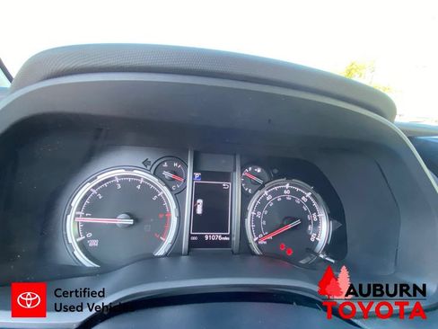 Certified 2023 Toyota 4Runner TRD Off-Road Premium w/ Moonroof Package AWD/4WD image 42