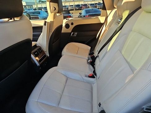 Used 2019 Land Rover Range Rover Sport HSE AWD/4WD image 20