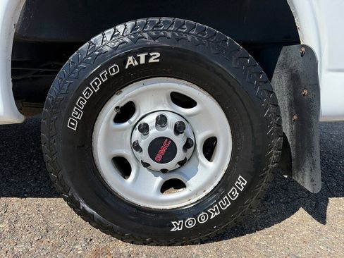 Used 2018 GMC Savana 2500 w/ Driver Convenience Package image 29