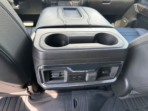 Used 2022 GMC Sierra 2500 Denali w/ Denali Ultimate Package AWD/4WD image 12