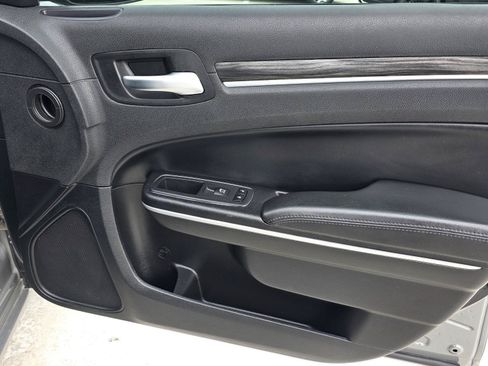 Used 2019 Chrysler 300 Touring L w/ Quick Order Package 22F RWD image 16