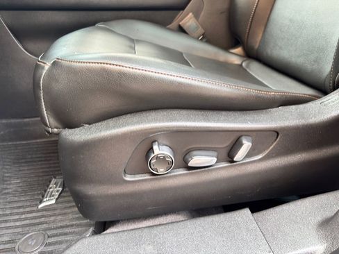 Used 2020 Cadillac XT4 Sport w/ Driver Awareness Package AWD/4WD image 40