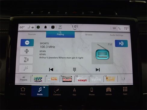 Used 2021 Jeep Grand Cherokee L Limited image 10