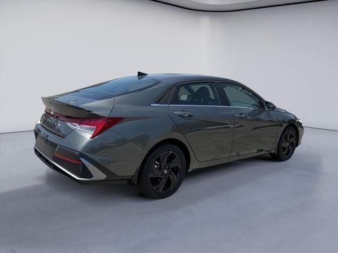New 2026 Hyundai Elantra N Line FWD image 5