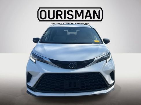 Certified 2023 Toyota Sienna XSE w/ XSE Plus Package image 12