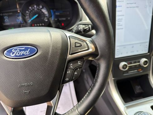 Used 2022 Ford Edge SEL w/ Convenience Package AWD/4WD image 32