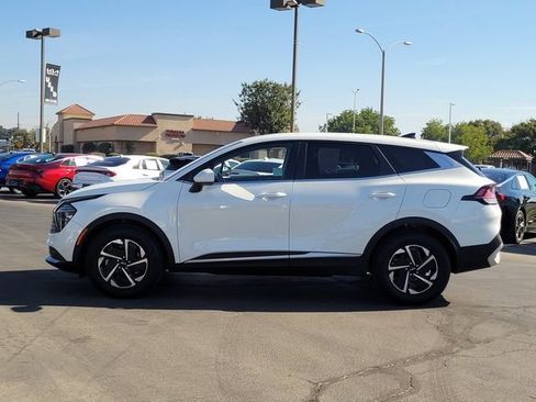 Certified 2025 Kia Sportage LX FWD image 9
