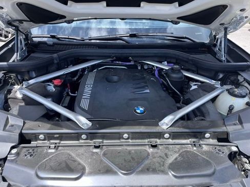 Used 2023 BMW X7 xDrive40i w/ M Sport Package image 13