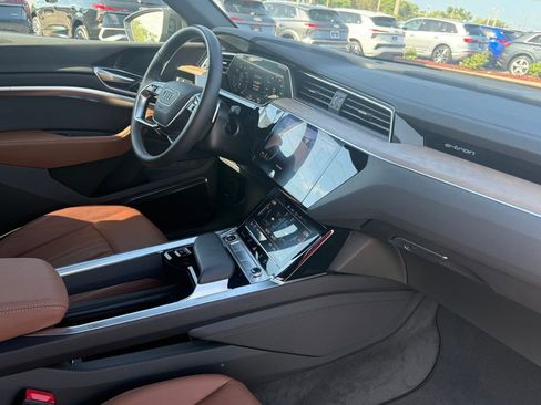 Used 2024 Audi Q8 e-tron Premium Plus w/ Premium Plus Package AWD/4WD image 53