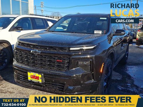 New 2026 Chevrolet Traverse RS w/ LPO, Floor Liner Package image 1