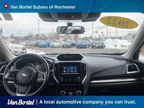 Used 2022 Subaru Forester Premium image 12