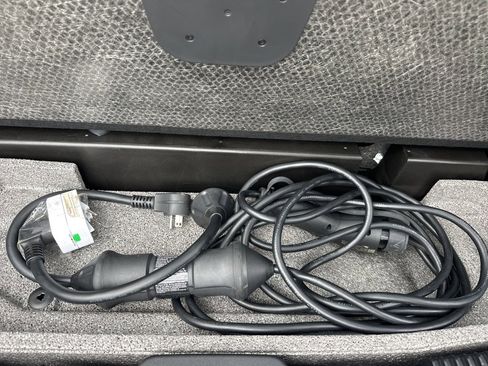 Used 2023 Volvo XC60 T8 Plus image 61