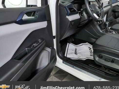 Used 2022 Volkswagen Taos SE AWD/4WD image 7