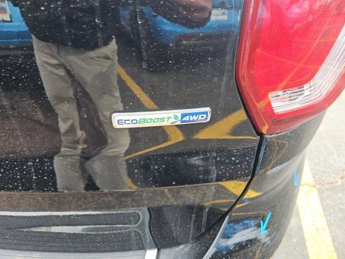 Used 2018 Ford Explorer Limited image 5