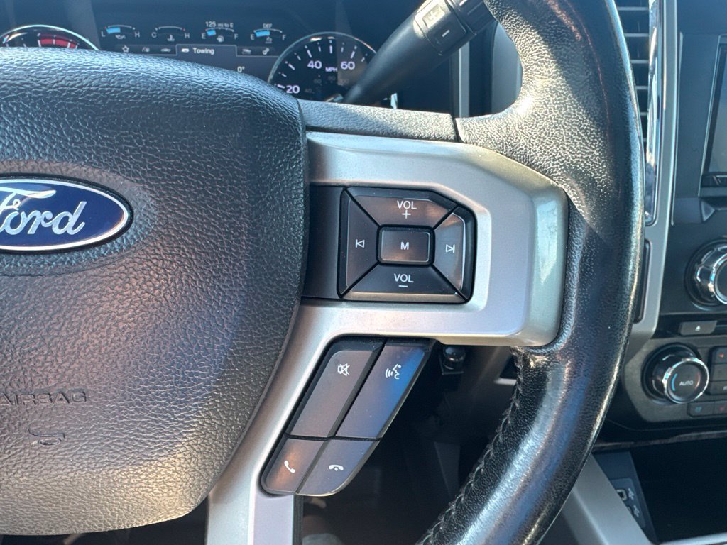 Used 2017 Ford F250 Lariat w/ Lariat Ultimate Package AWD/4WD image 16