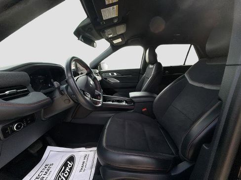 Certified 2025 Ford Explorer ST RWD image 24