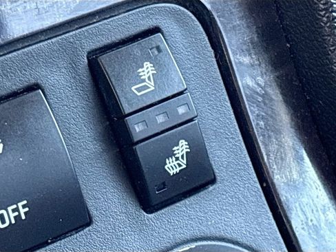 Used 2017 Buick Enclave Leather AWD/4WD image 19