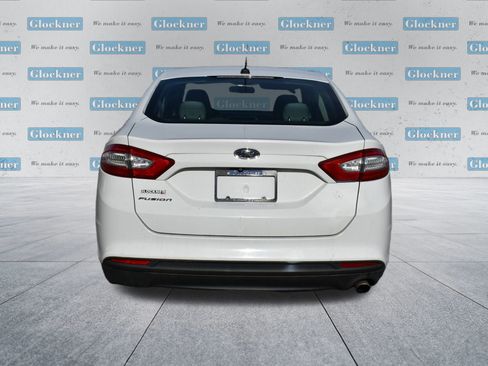 Used 2015 Ford Fusion S image 7