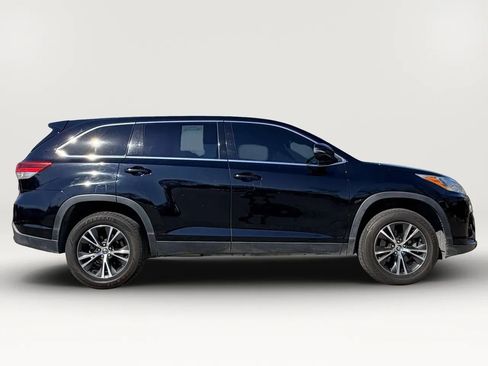 Used 2019 Toyota Highlander Plus image 7