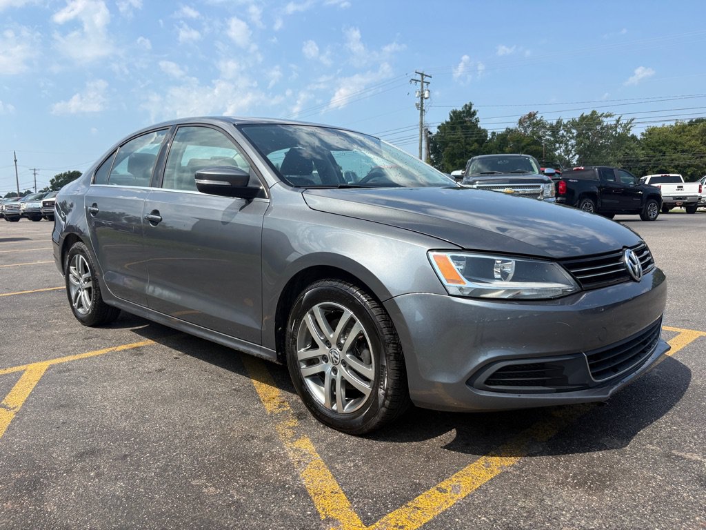 Used 2014 Volkswagen Jetta SE FWD image 4