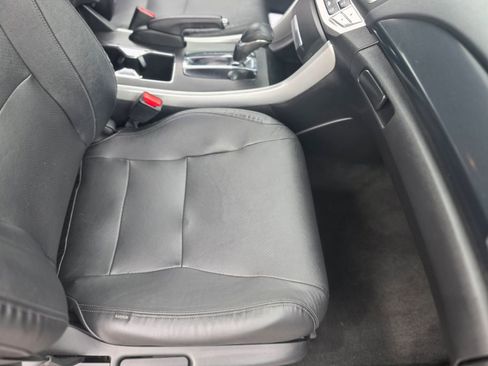 Used 2015 Honda Accord Sport image 21