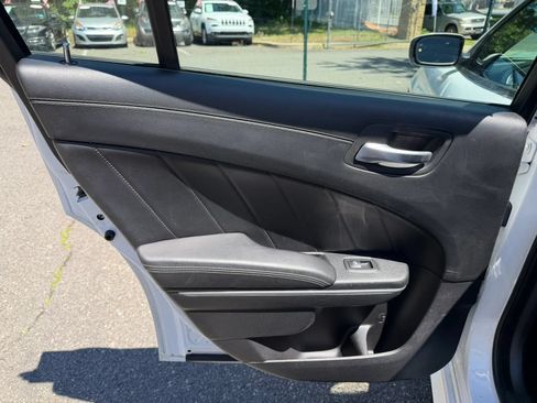 Used 2019 Dodge Charger GT w/ Plus Group RWD image 13