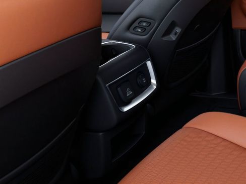 New 2026 Kia Carnival SX Prestige FWD image 26