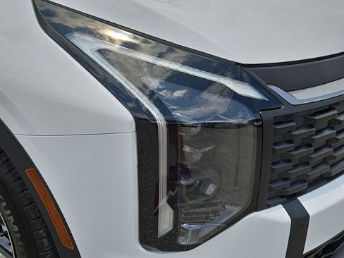 New 2026 Kia Sportage LX w/ LX Convenience Package image 5