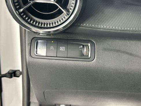 Used 2025 Chevrolet Equinox LT FWD image 21