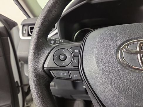 Used 2019 Toyota RAV4 LE w/ Carpet Mat Package FWD image 23