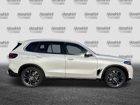 Used 2026 BMW X5 xDrive40i AWD/4WD image 10