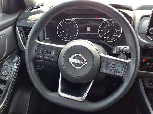 Used 2024 Nissan Rogue SV AWD/4WD image 21