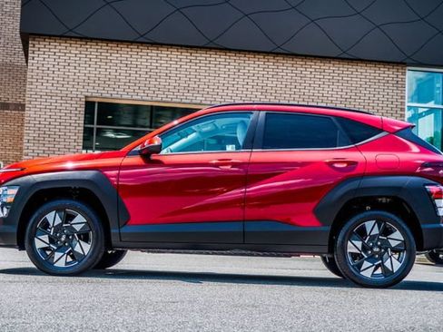 Used 2024 Hyundai Kona SEL AWD/4WD image 10