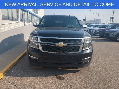 Used 2017 Chevrolet Suburban Premier AWD/4WD image 5