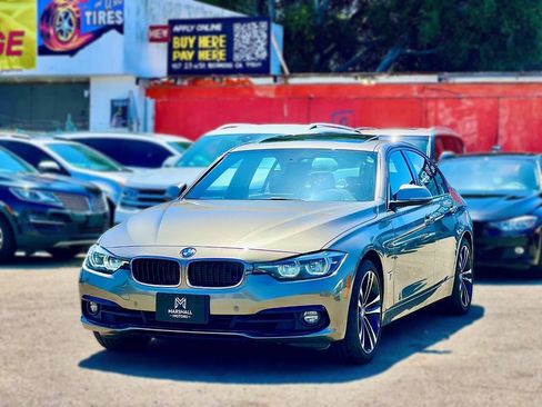 Used 2018 BMW 330e RWD image 3