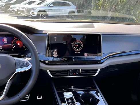 New 2026 Volkswagen Atlas Peak Edition image 20