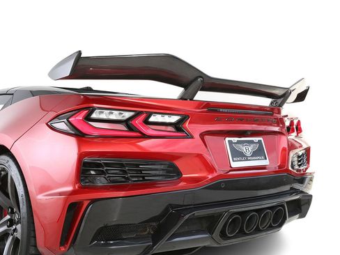 Used 2024 Chevrolet Corvette Z06 w/ Stealth Interior Trim Package RWD image 12